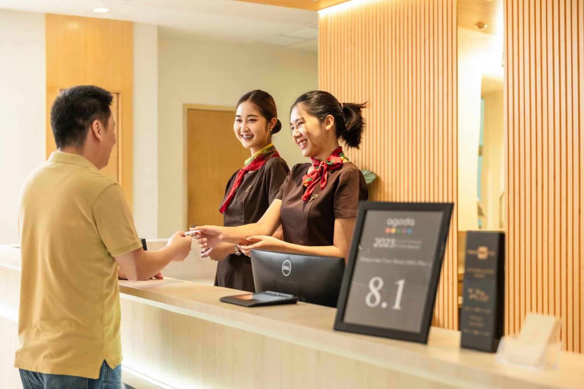Pattaya Sea View Hotel - Sha Extra Plus Zewnętrze zdjęcie