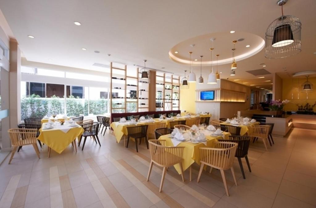 Pattaya Sea View Hotel - Sha Extra Plus Zewnętrze zdjęcie